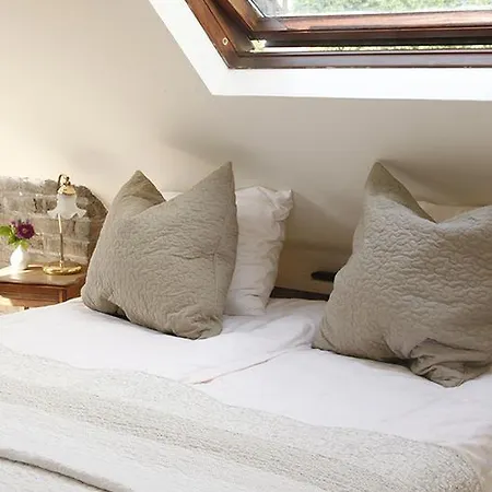 Bed & Breakfast Annelies'place To B& B 3*