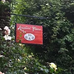 Annelies'place To B& B Bed & Breakfast 3*