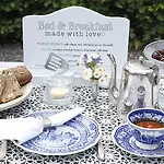 Annelies'place To B& B Bed & Breakfast