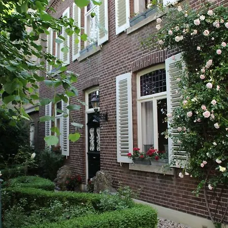 Panzió Annelies'place To B& B Maastricht
