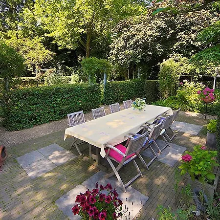 Annelies'place To B& B 3* Maastricht